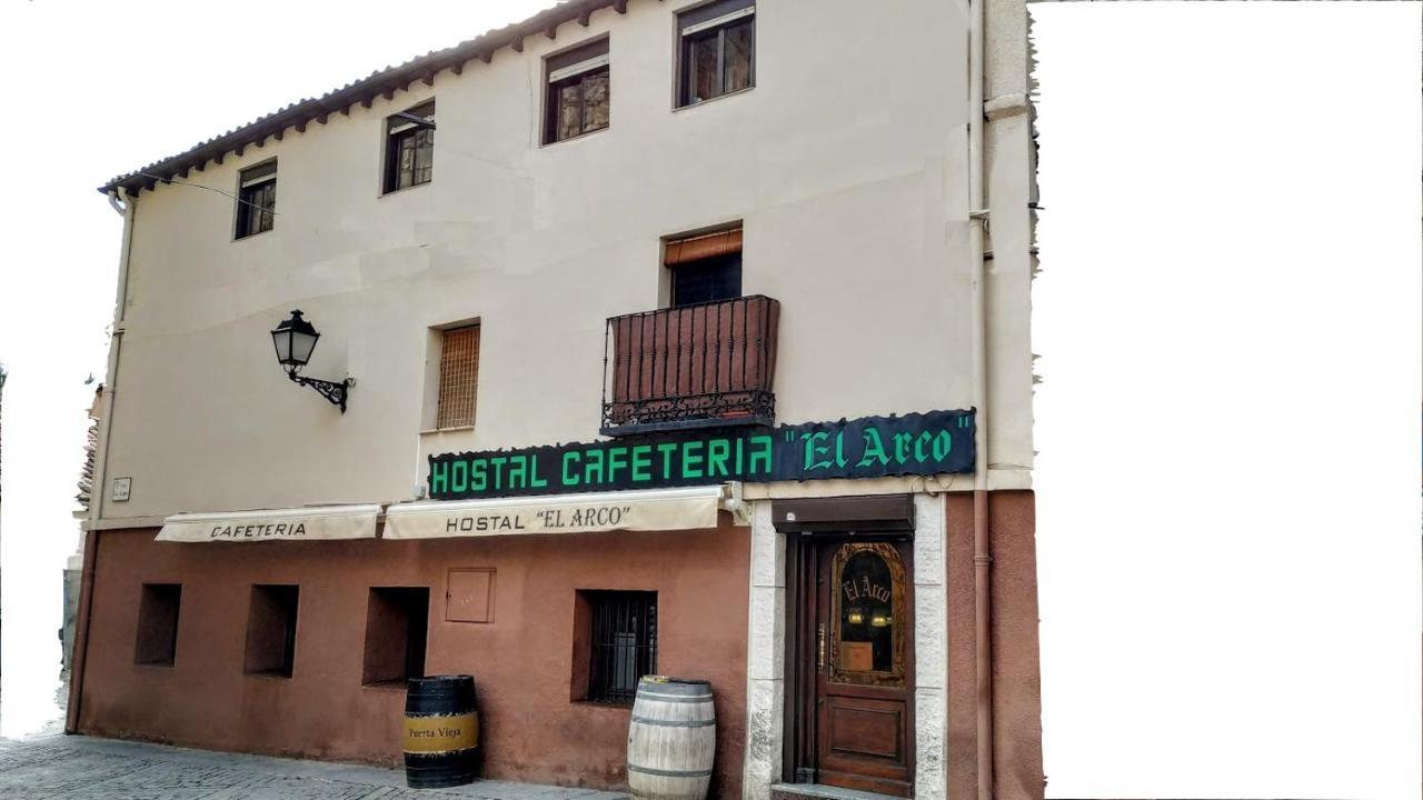 Hostal El Arco Almazán Εξωτερικό φωτογραφία