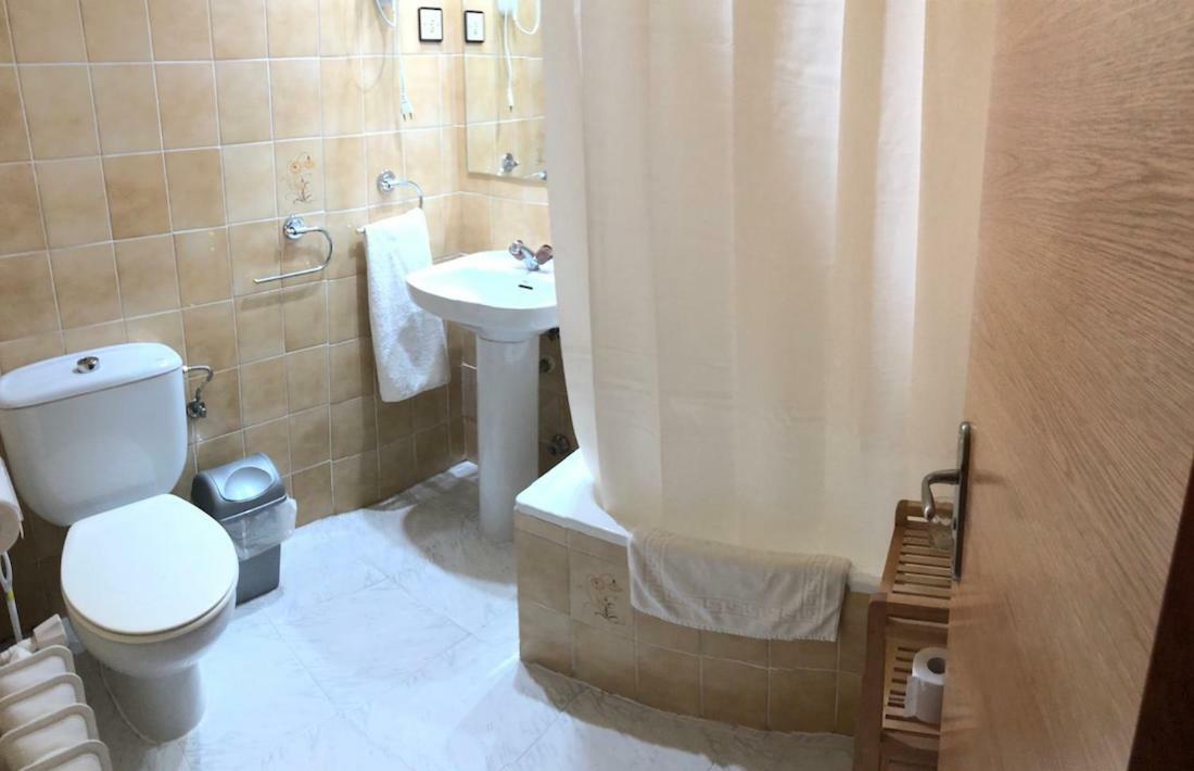 Hostal El Arco Almazán Εξωτερικό φωτογραφία